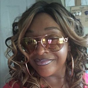 Meet your Posher, Cheri